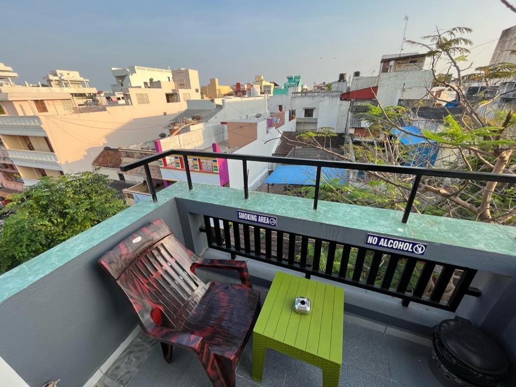 Chez Prabha Homestay 蓬蒂切里 外观 照片